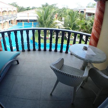 Roman Empire Panglao Boutique Resort Tawala  Exterior photo