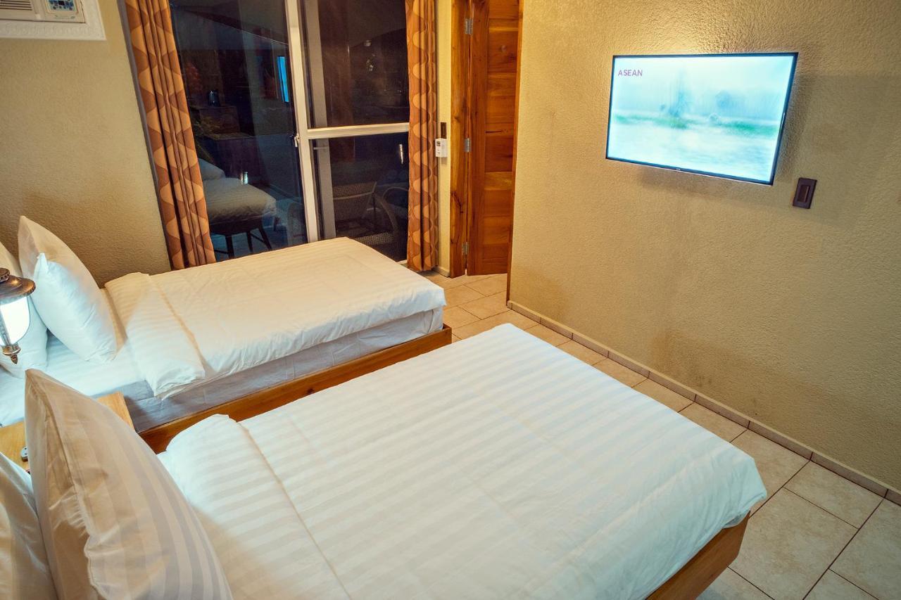 Roman Empire Panglao Boutique Resort Tawala  Exterior photo
