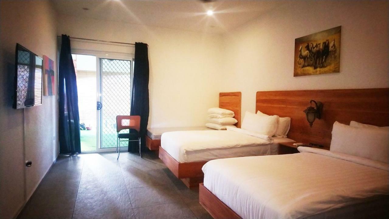 Roman Empire Panglao Boutique Resort Tawala  Exterior photo