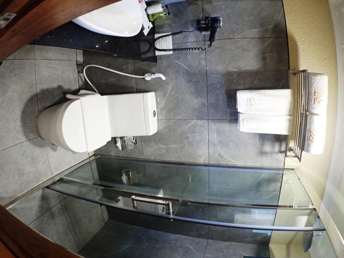 Roman Empire Panglao Boutique Resort Tawala  Exterior photo