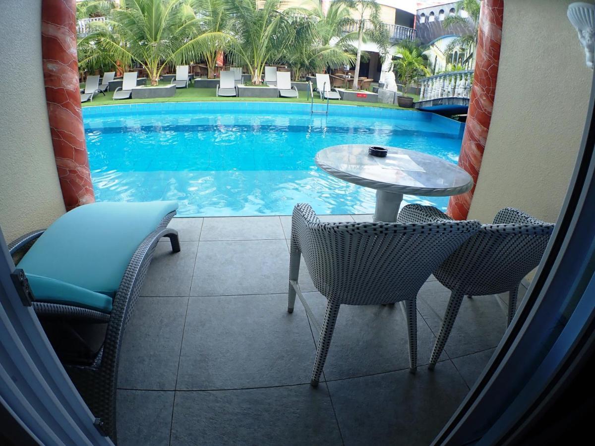 Roman Empire Panglao Boutique Resort Tawala  Exterior photo