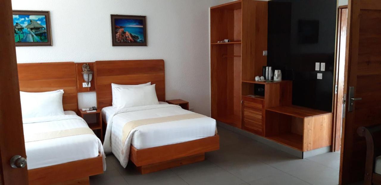 Roman Empire Panglao Boutique Resort Tawala  Exterior photo
