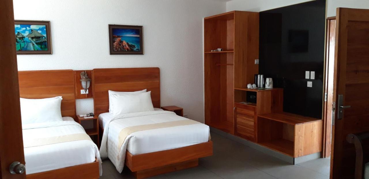 Roman Empire Panglao Boutique Resort Tawala  Exterior photo