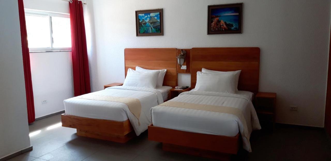Roman Empire Panglao Boutique Resort Tawala  Exterior photo